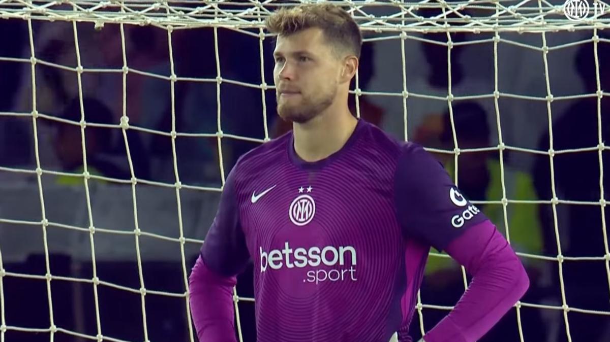 Sky - Allenamento di scarico alla Pinetina. Josep Martinez in gruppo, è disponibile per l'Arsenal