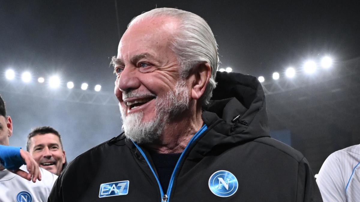 De Laurentiis: "Il Napoli non ha ancora un allenatore". Poi fissa gli obiettivi