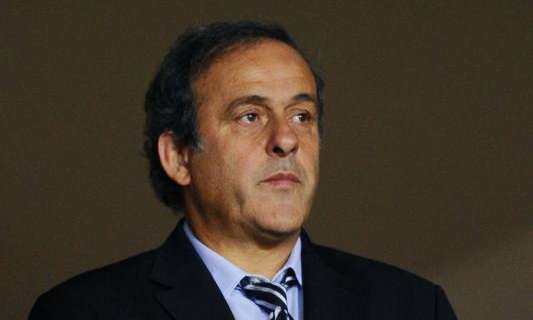 Platini: "5 arbitri non vedono? Cambino mestiere"