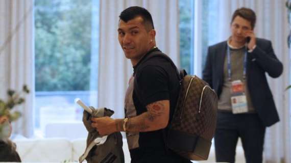 Anche Gary Medel raggiunge la Roja a Mosca