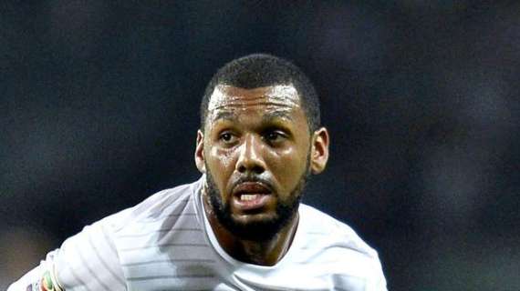 Cambio obbligato per M'Vila, problema al ginocchio