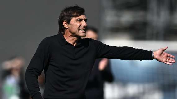 Napoli, Conte: "Inter-Juve? Non guardo le avversarie. Andiamo avanti pensando a noi stessi"