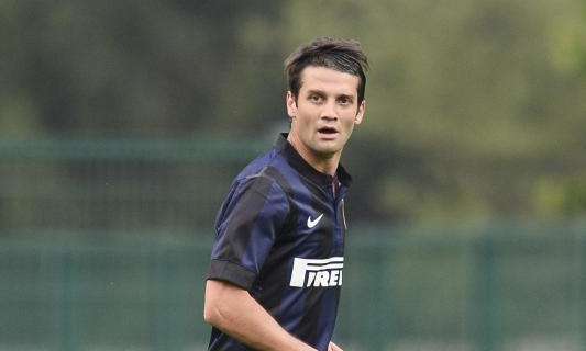 Ag. Chivu: "Resta all'Inter, nessun incontro col club"