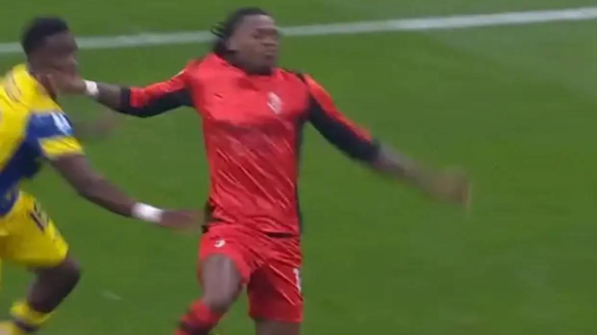 Cesari: "Bastoni? Vi mostro cos'hanno fatto Cheddira, Leao e Troilo"