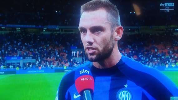 De Vrij al 45esimo: "Potevamo fare altri gol. Bello avere attaccanti come Lukaku e Lautaro"