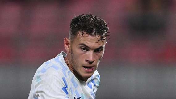 Sky - Inter e Bologna, accordo in definizione per Asllani. Il centrocampista cerca l’intesa sull’ingaggio