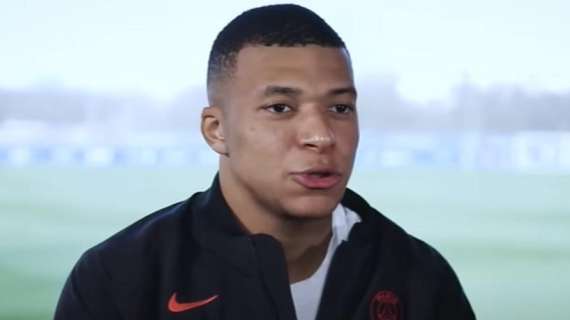 PSG, rientra il caso Mbappé: il giocatore è stato reintegrato e ora si parla di rinnovo