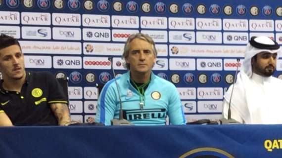 Mancini: "UCL è l'obiettivo, ora primi e vedremo alla fine. Lavezzi? Io e Blanc..."