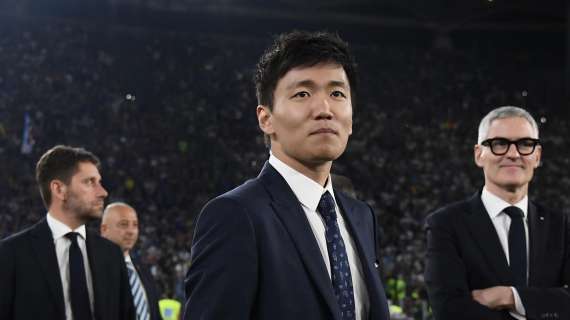 Sky - Zhang farà di tutto per non farsi portare via l'Inter. Caressa spiega: "C'era una penale da 50 milioni"