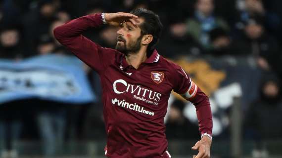 VIDEO - La Salernitana ribalta la Lazio e centra la prima vittoria: finisce 2-1, la sintesi del match