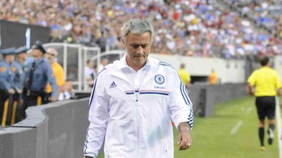 Mourinho scherza a fine partita: "I giocatori piangevano tanto, quindi ho tolto un allenamento"