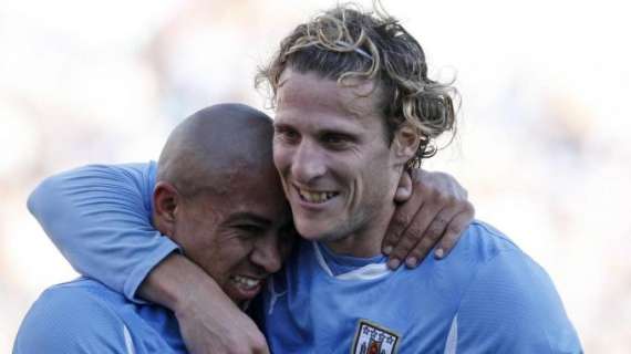 Poker Uruguay. 90' per Forlan, ma nessun gol