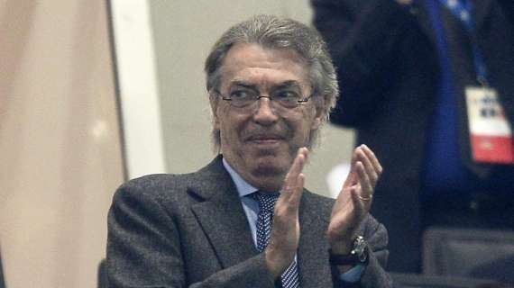 VIDEO - Moratti ignora lo scambio in corso tra Inter e Juventus. E i tifosi lo acclamano!