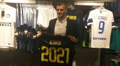 Icardi: "Un onore rimanere ancora a lungo all'Inter. De Boer grande allenatore"