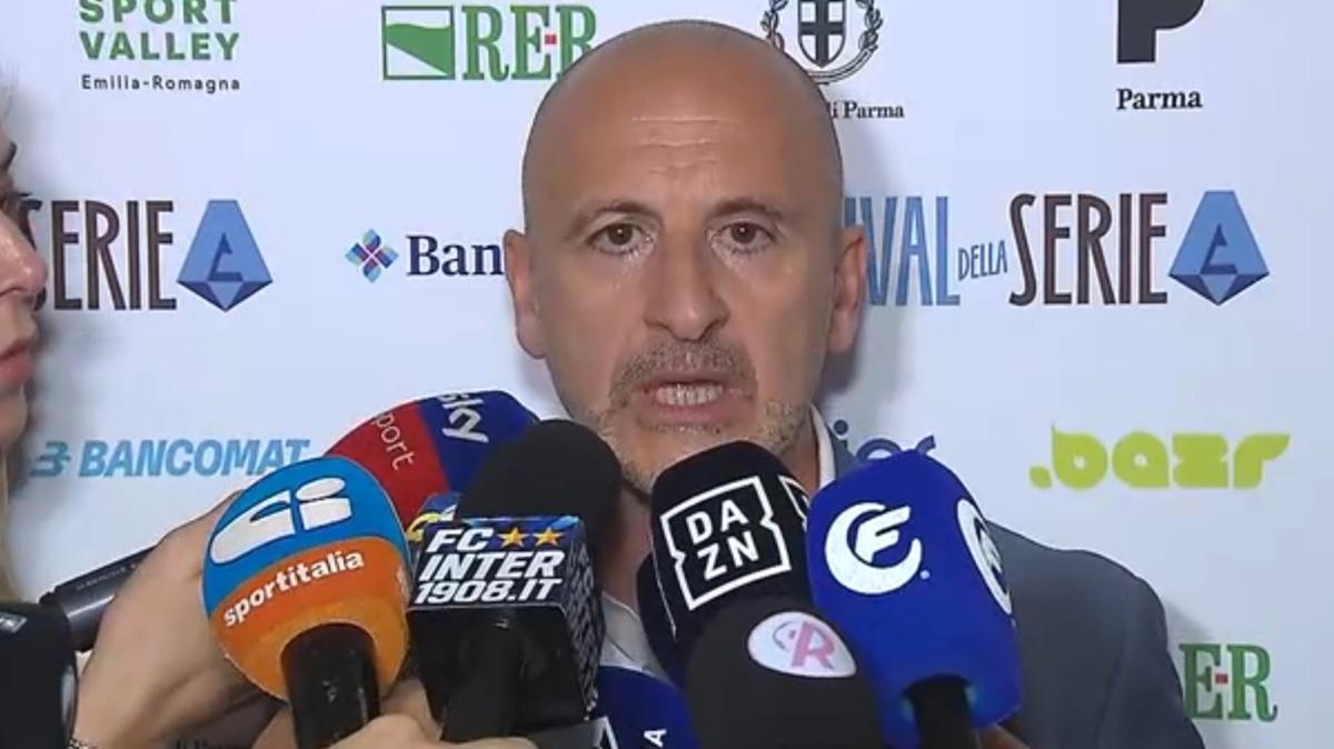 Ausilio su Calha: "Firmo per una telenovela e due trofei all'anno. Dumfries è andato"