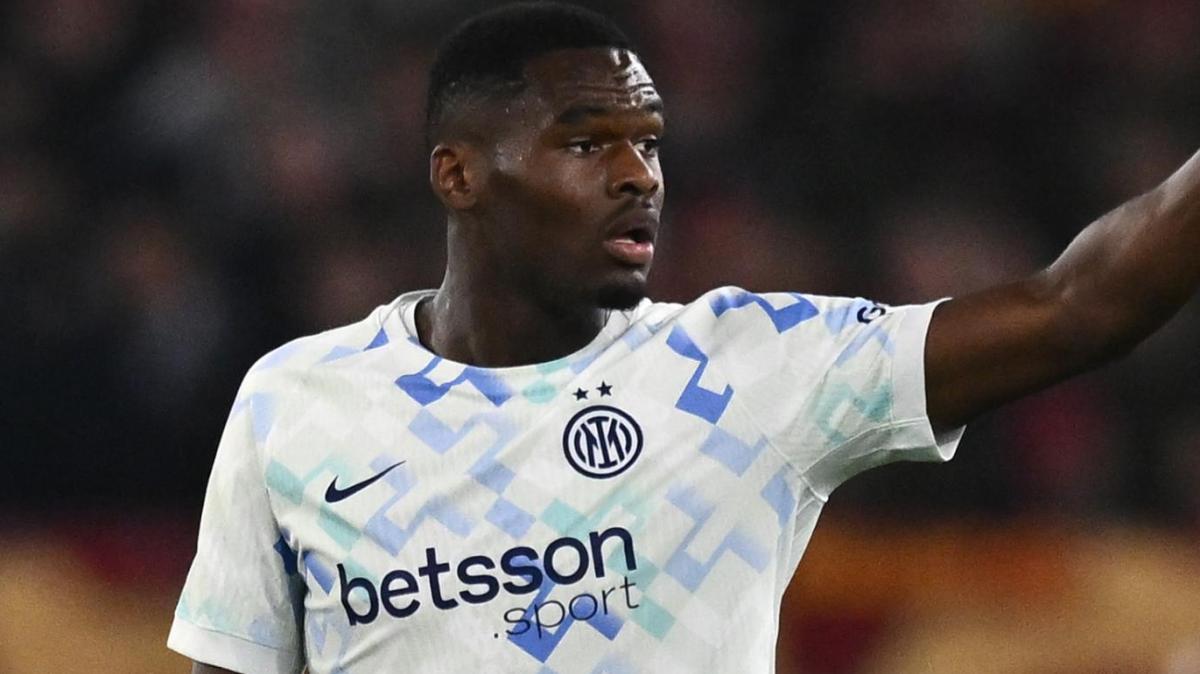 LIVE - Bologna-Inter 1-1, 66': rigore revocato ai nerazzurri. Fuori Orsolini, va in campo Cambiaghi