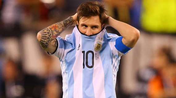 Messi inconsolabile, decisione clamorosa: Nazionale addio. "La mia esperienza con la Seleccion finisce qui"
