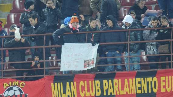 Milanisti, coro vergognoso su Milito: "Salta con noi" 