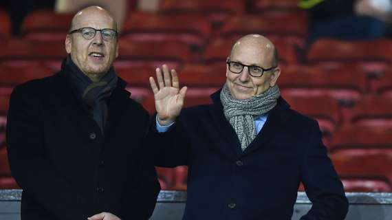 Man. United, Glazer scrive ai tifosi: "Abbiamo sbagliato con la Super League. Ora vogliamo rimettere le cose a posto"