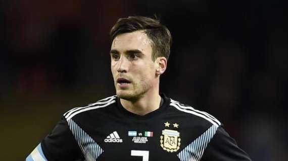 Ajax, Tagliafico rinnova di un anno. Overmars: "Buona notizia"