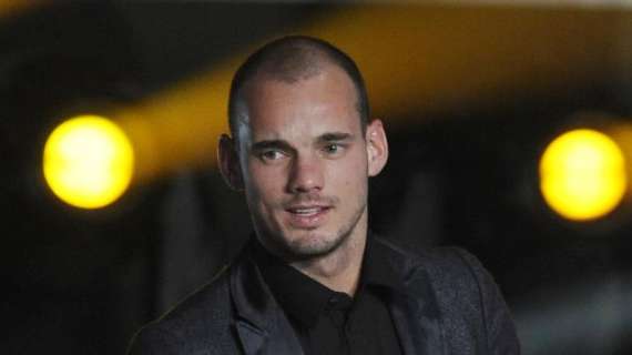 Sneijder ora tweetta per Newtown: "Orribile! RIP"