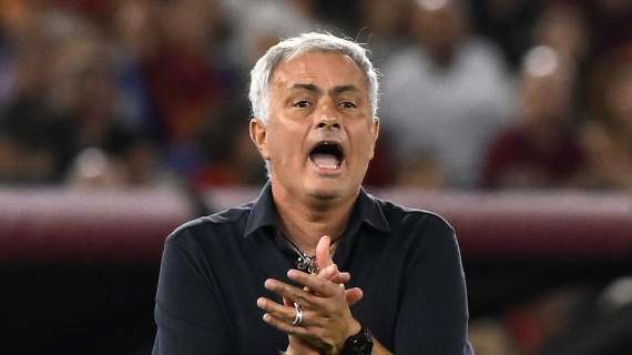 Mourinho in conferenza: "Inter, squadra più forte d'Italia. Andremo a lottare per un risultato"