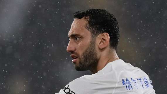 GdS - Calhanoglu, fastidio all'adduttore: fuori contro Atalanta e Genoa