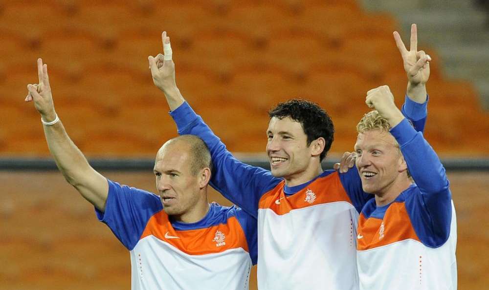Brutto momento per Kuyt: fuori per un mese