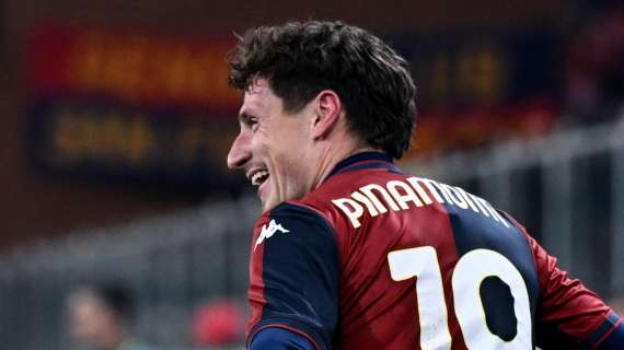 Il Genoa deve attendere 82 minuti, poi con Pinamonti e Cornet stende il Venezia: finisce 2-0