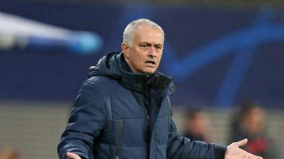 L'Equipe - Mourinho ci prova per Meunier: telefonata per convincerlo a trasferirsi al Tottenham da svincolato