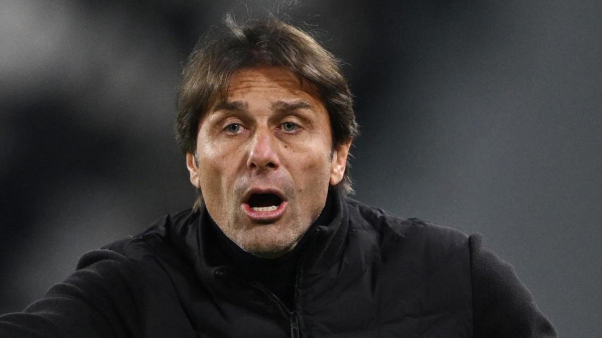 Napoli, Conte: "Se il campionato iniziasse oggi, tutti ci metterebbero tra ottavo e decimo posto"