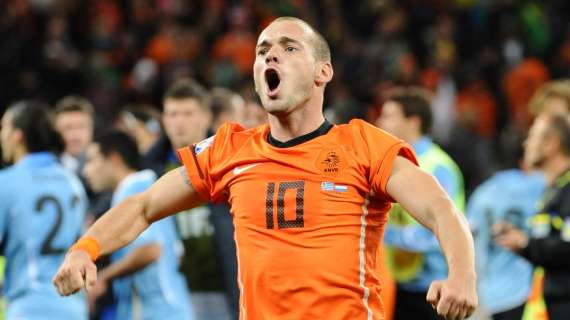 Van Der Vaart avvisa i compagni: "Occhio a Sneijder"