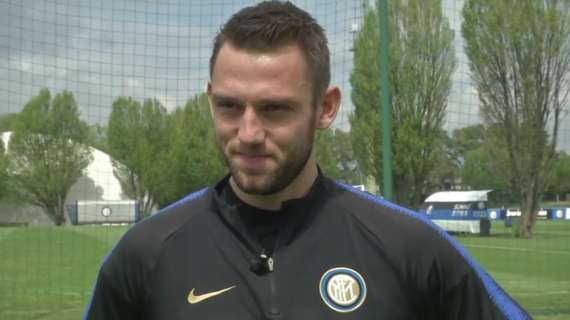 De Vrij: "Inter, Champions obiettivo importante. Un'emozione il gol nel derby contro il Milan"