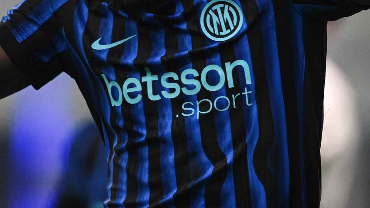 Inter-Roma, spogliatoi pronti: nerazzurri in campo questa sera con la prima maglia