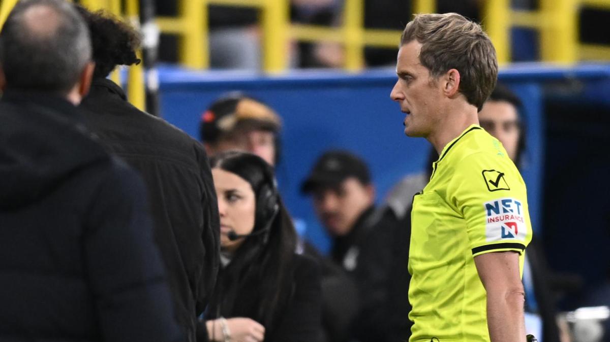 Moviola GdS - Bisseck tocca con la mano destra. Heggem-Bonny: il francese cerca il contatto 