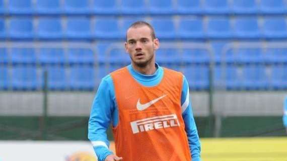 Appiano: Sneijder e Deki si allenano. C'è anche Rocchi