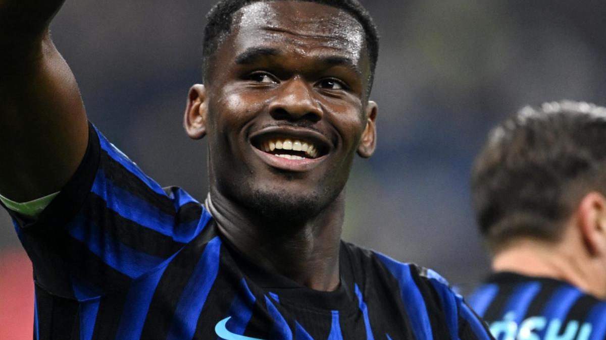 Bonny: "Io all'Inter, Bastoni me lo profetizzò. Chivu importantissimo per me. Il derby? Vale Barça-Real"