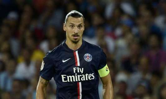 Ibrahimovic, Raiola puntualizza: "Il PSG non lo vende"