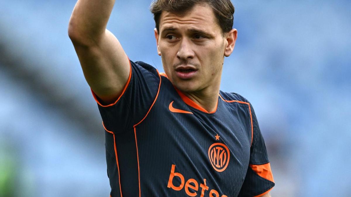 LIVE - Lazio-Inter 0-1, 34': Barella ci prova su punizione, bel tiro ma che finisce fuori