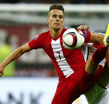 Milik, Siviglia avanti: gli andalusi puntano su Krychowiak