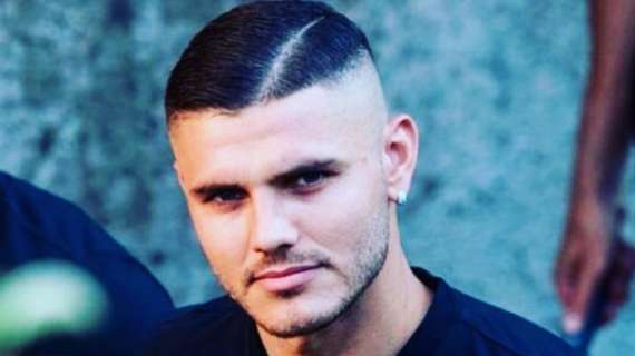 Icardi, striscione minaccioso davanti a casa dell'attaccante