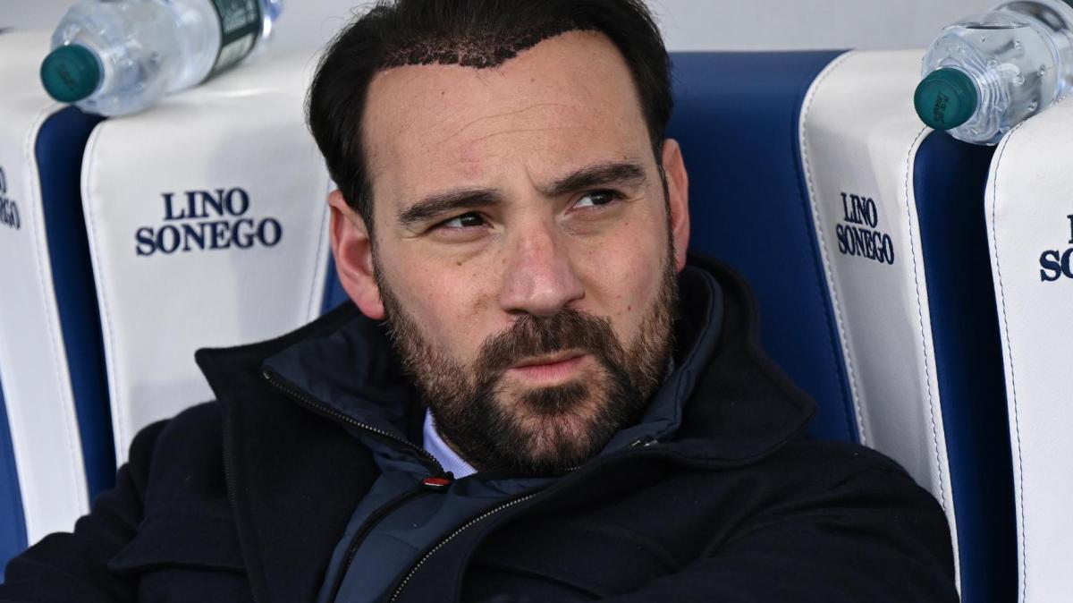 Napoli, esplode la furia di Manna: "Gol annullato imbarazzante, non ci piace passare per cogl...."