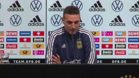 Scaloni: "Lautaro e Dybala vestiranno tanti anni la maglia dell'Argentina"