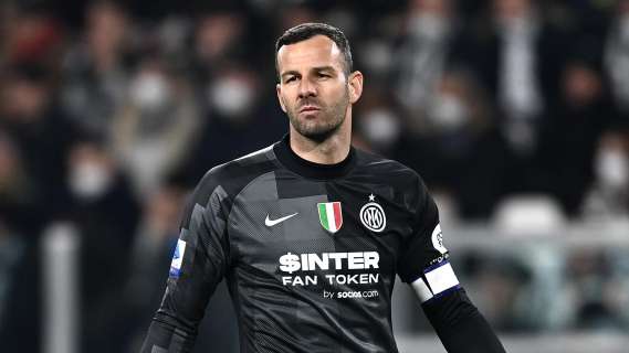 TS - Handanovic ha firmato il rinnovo con l'Inter: annuncio slittato per un motivo 