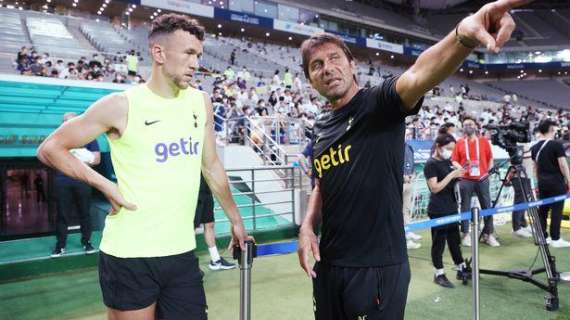 Perisic fuori da Tottenham-Siviglia, Conte: "Ha avuto un infortunio serio, dobbiamo andare passo dopo passo"