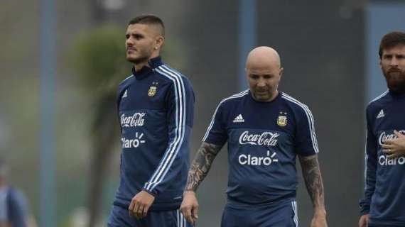 Argentina, infortunio per Aguero: Icardi o Dybala? 