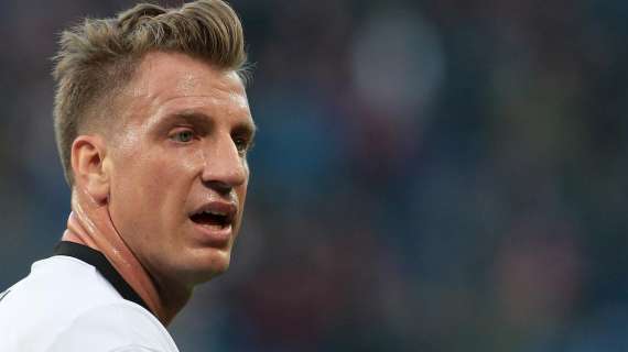 Maxi Lopez: "Un accordo con Wanda? Non è semplice e non è bello per i ragazzi. Messi sempre stato umile"