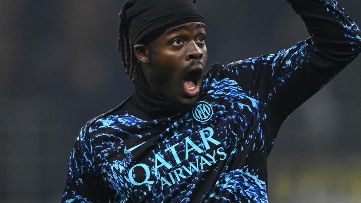 GdS - Bisseck sfida Acerbi, scommessa Carlos Augusto, dubbio in mezzo: la probabile formazione