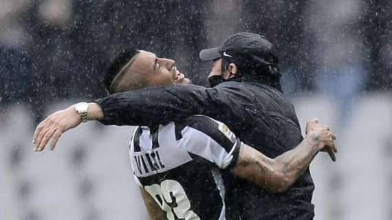 Chelsea, Conte: "Vidal? Lo vorrei sempre con me" 