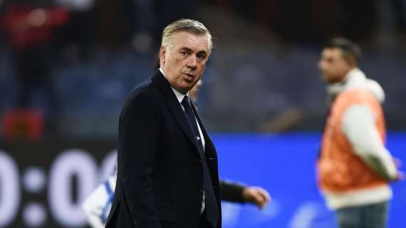 Napoli, Ancelotti scherza: "Juve-Inter? Devo ritrovare la mia maglia nerazzurra..."